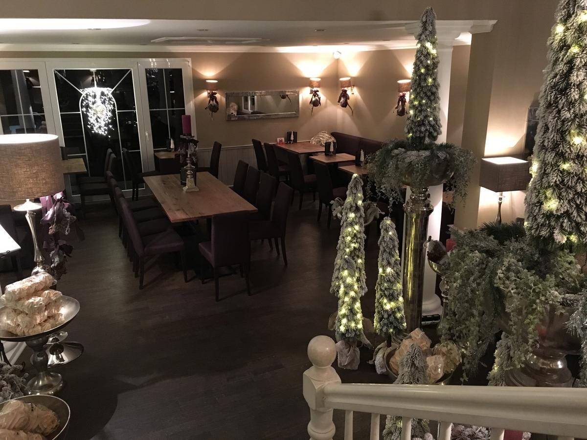Landcafe Mit Mini Hotel Burgdorf Zewnętrze zdjęcie